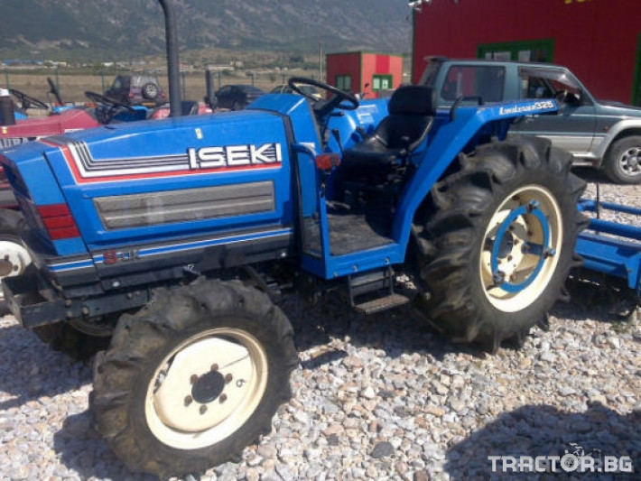 Трактори Iseki 32 к.с. 0 - Трактор БГ