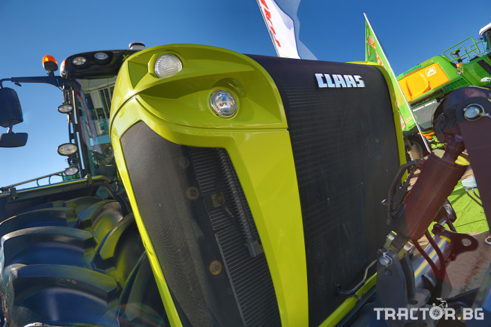 Трактори Claas XERION 4000-5000 TRAC 5 - Трактор БГ
