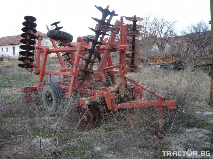 Трактори Pronar 8140 18 - Трактор БГ