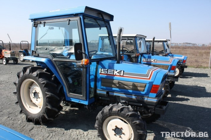 Трактори Iseki Landleader DX 4 - Трактор БГ