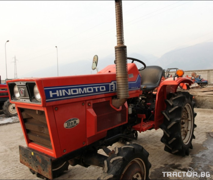 Трактори Hinomoto E154 0 - Трактор БГ