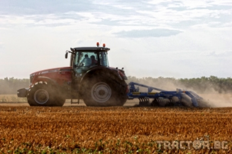 Търсенето на земеделска техника в България е стабилно, според Веселин Генев