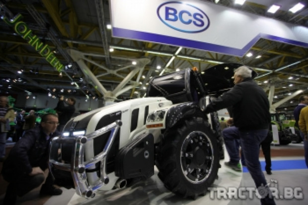 BCS представи нова концепция с трактора Sky Jump на EIMA 2012