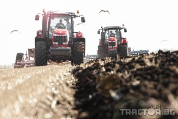 Снимка на трактори Massey Ferguson в България спечели в международен конкурс на AGCO
