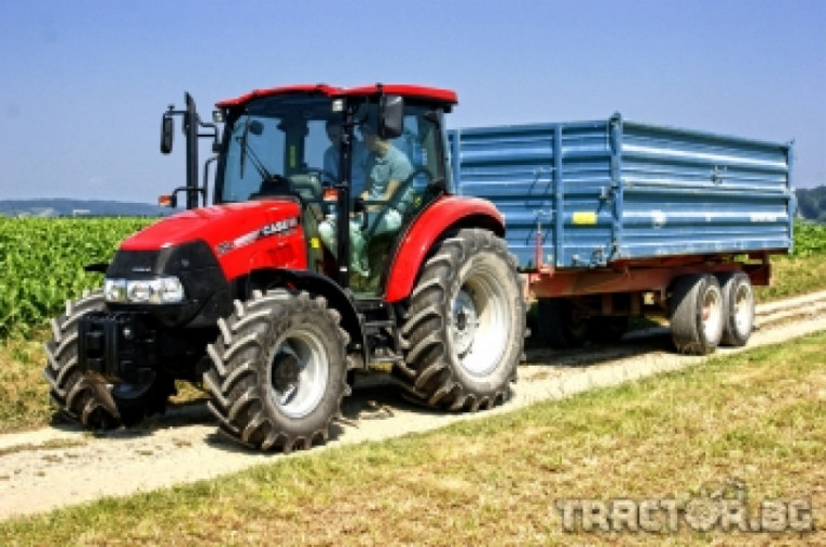 Три нови серии трактори CASE IH отбелязват завръщането на легендата FARMALL ( ВИДЕО )