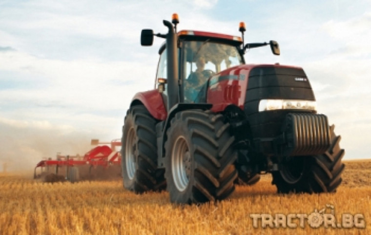 Трима южноафрикански фермери поръчаха накуп 138 трактора CASE IH