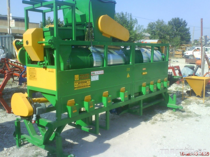 Обработка на зърно зърнопочистващи машини с обеззаразяване-мобилен вариант 1 - Трактор БГ