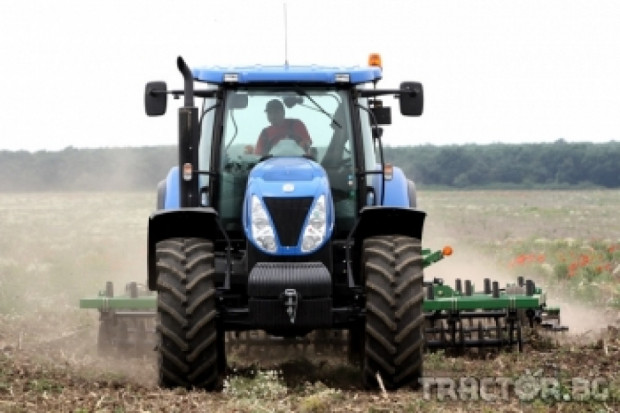 New Hollаnd ще въведе селективна каталитична редукция при тракторите над 100 к.с