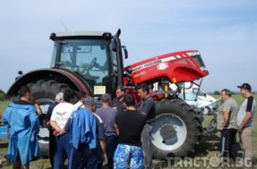 Фермер 2000 провежда над 200 демонстрации в цялата страна на трактор MF8600