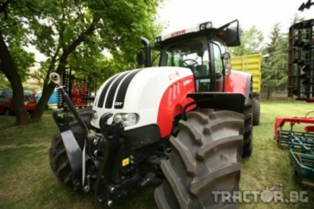 Бултрекс ООД стана официален вносител на тракторите Steyr за България