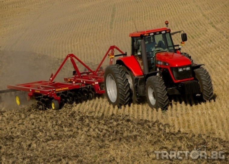 Корпорацията AGCO пуска нова марка комбайни и трактори