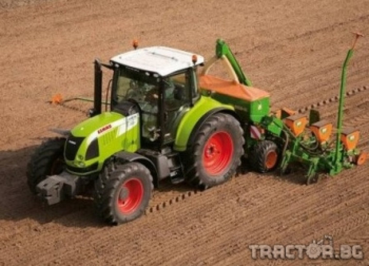 Claas пусна нова серия трактори