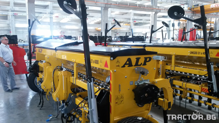 Сеялки ALP механична сеялка за житни култури ALP - 3,5 м. 8 - Трактор БГ