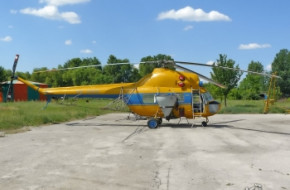 Забранени вертолети спасиха хиляди декари с пшеница