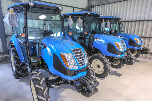 Сатнет пусна нови лозаро-овощарски трактори LS на промо цени (СНИМКИ)
