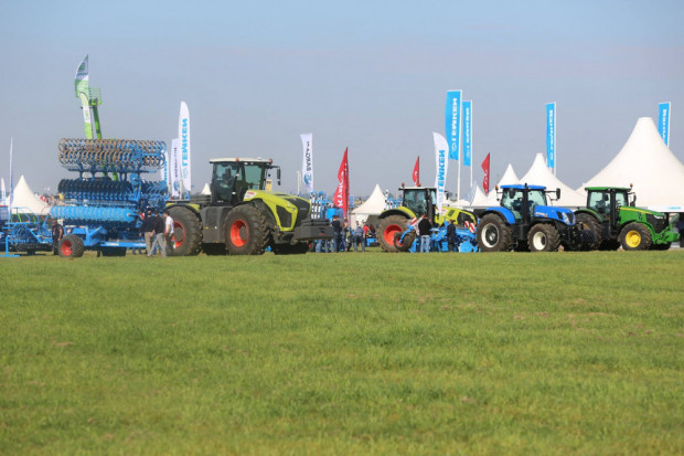 Хиляди фермери посетиха Innov Agri 2014 в първия ден на изложението (СНИМКИ)