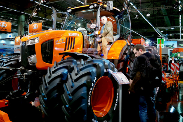 Тракторите Kubota M 7171 произведени във Франция направиха своята официална премиера