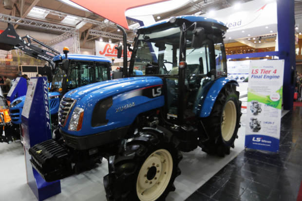 САТНЕТ прави премиера на новия лозаро-овощарски трактор LS XU 6168 C (ВИДЕО)