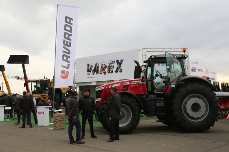 Комбайни и трактори Massey Ferguson на склад с осигурено финансиране от Варекс (ВИДЕО)