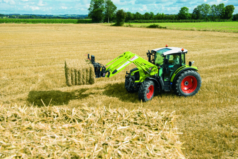 Серията CLAAS ARION 400 вече разполага с техническите решение на големите трактори