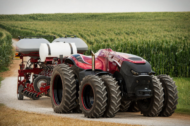Case IH Magnum ACV е първия роботизиран трактор - без волан, педали и място за механизатор