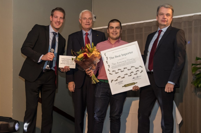 Тайтън Машинъри България спечели отличие за най-добър вносител на шведската марка Vaderstad