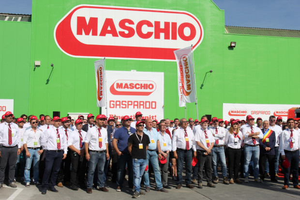 Български фермери посетиха завода на Maschio Gaspardo в Румъния
