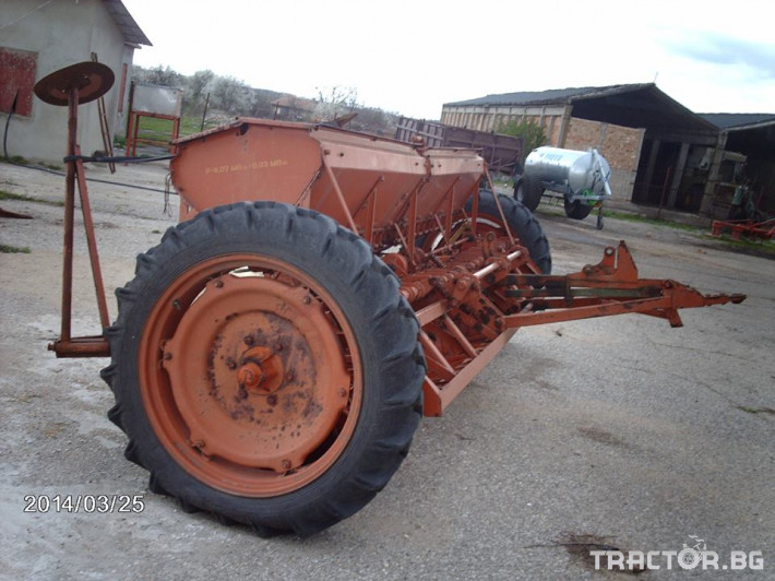Трактори Болгар TK80 9 - Трактор БГ