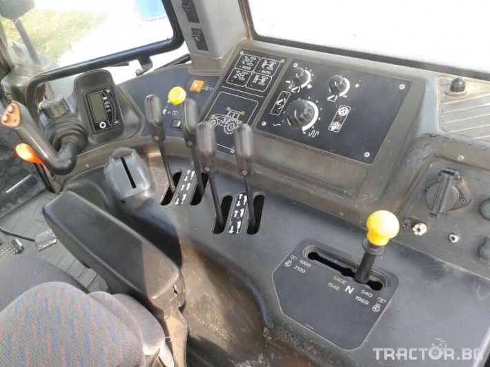 Трактори New Holland TM165 7 - Трактор БГ