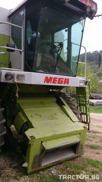 Claas Mega 204 - Трактор БГ