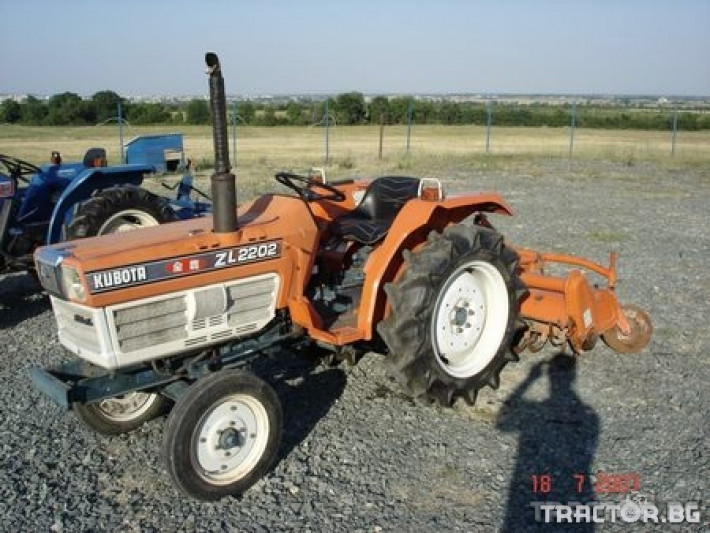 Трактори Kubota 26 к.с. 0 - Трактор БГ
