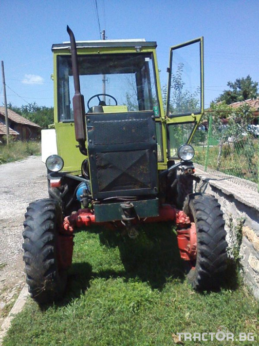 Трактори Болгар 82 3 - Трактор БГ