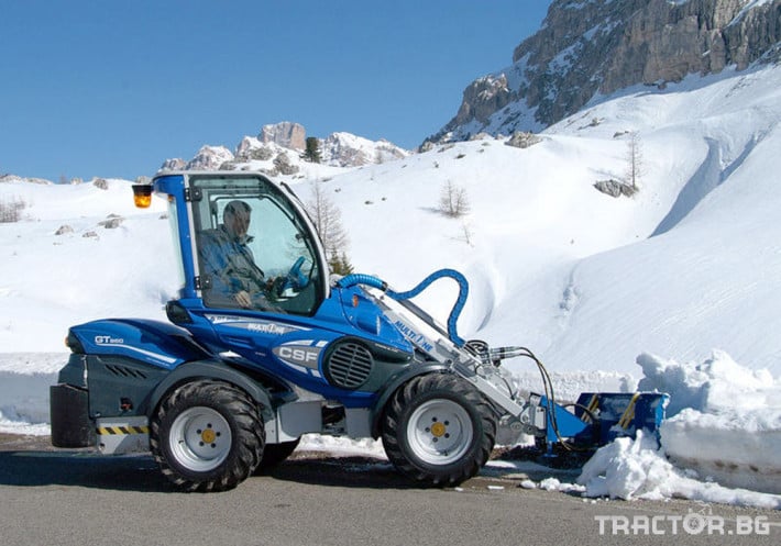 Телескопични товарачи Мини челен товарач Multione с гребло за сняг 3 - Трактор БГ