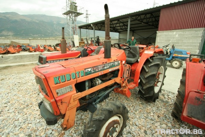 Трактори Kubota L 2802 DT-M 0 - Трактор БГ