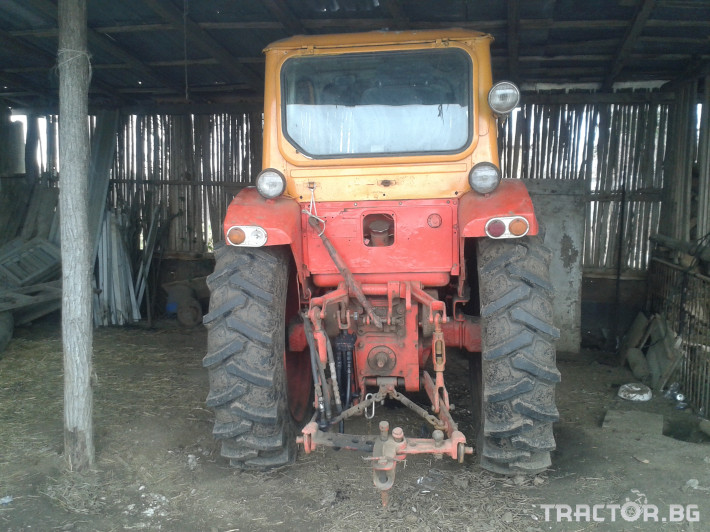 Трактори ЮМЗ 6L 3 - Трактор БГ