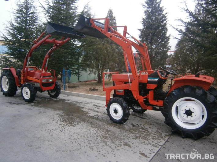 Трактори Hinomoto E2604 6 - Трактор БГ
