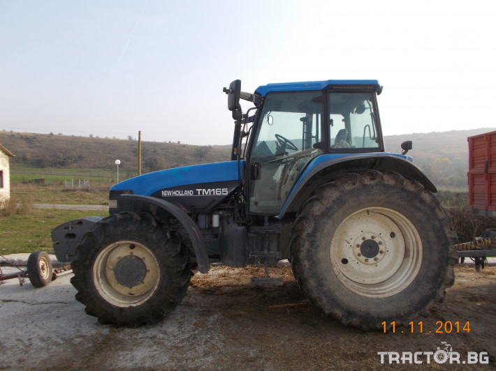 Трактори New Holland TM165 1 - Трактор БГ