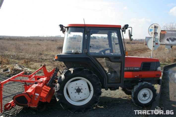 Трактори Kubota GL 240 5 - Трактор БГ