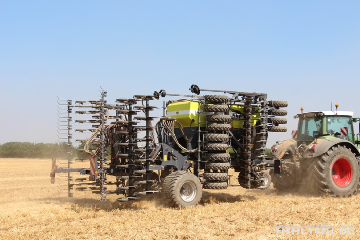 Сеялки Сеялка SKY Agriculture MaxiDrill 2 - Трактор БГ