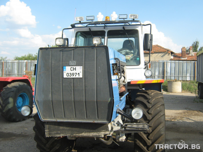 ХТЗ T240 - Трактор БГ