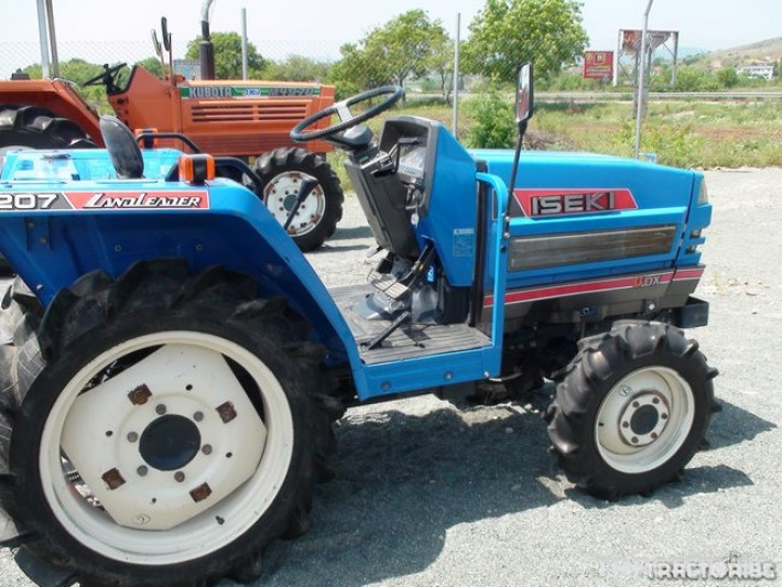 Трактори Iseki 207 Landlader 1 - Трактор БГ