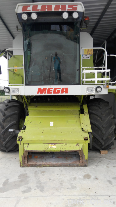 Комбайни Claas MEGA 218 2 - Трактор БГ