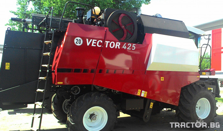 Комбайни Rostselmash Vektor 425 1 - Трактор БГ