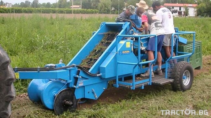 Машини за зеленчуци Комбайн прикачен за събиране на картофи K600 2 - Трактор БГ