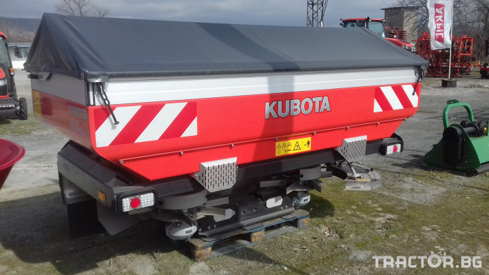 Торачки Kubota DSX-W GEOspread 1 - Трактор БГ