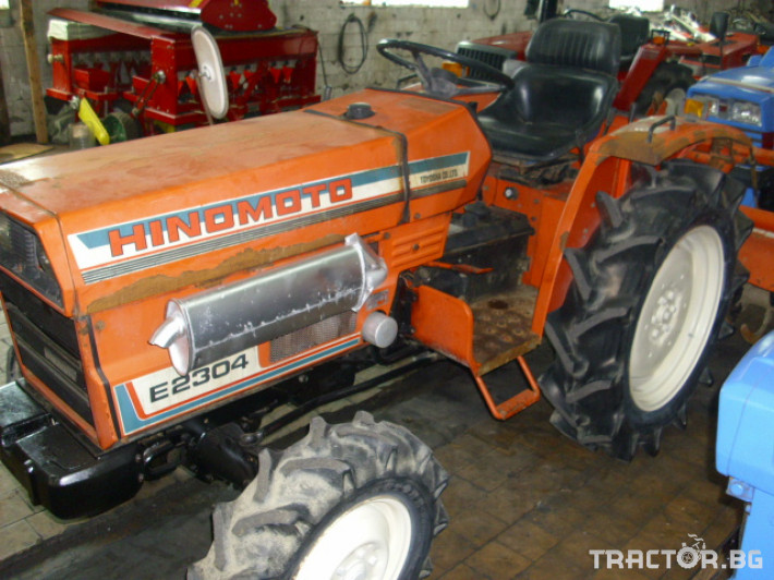Трактори Hinomoto E2304D 0 - Трактор БГ