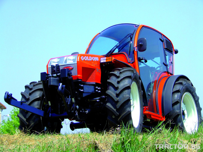 Трактори Goldoni Лозаро-овощарски трактор Quasar 90 0 - Трактор БГ
