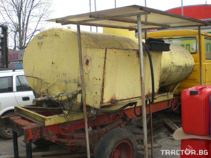 Ремаркета и цистерни Стационарна цистерна - 4300 литра, помпа, брояч 1 - Трактор БГ