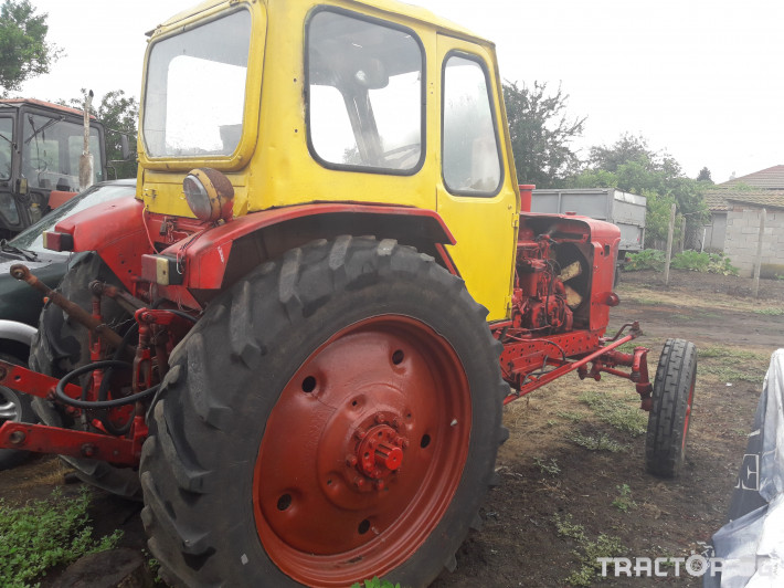 Трактори ЮМЗ 6Л 4 - Трактор БГ