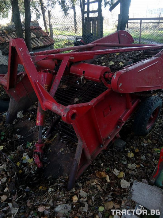 Машини за зеленчуци Руска картофовадачка 5 - Трактор БГ